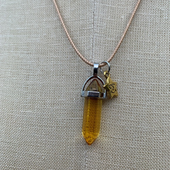 Handmade Resin Crystal Honey Star Amulet Necklace - Picture 8 of 9